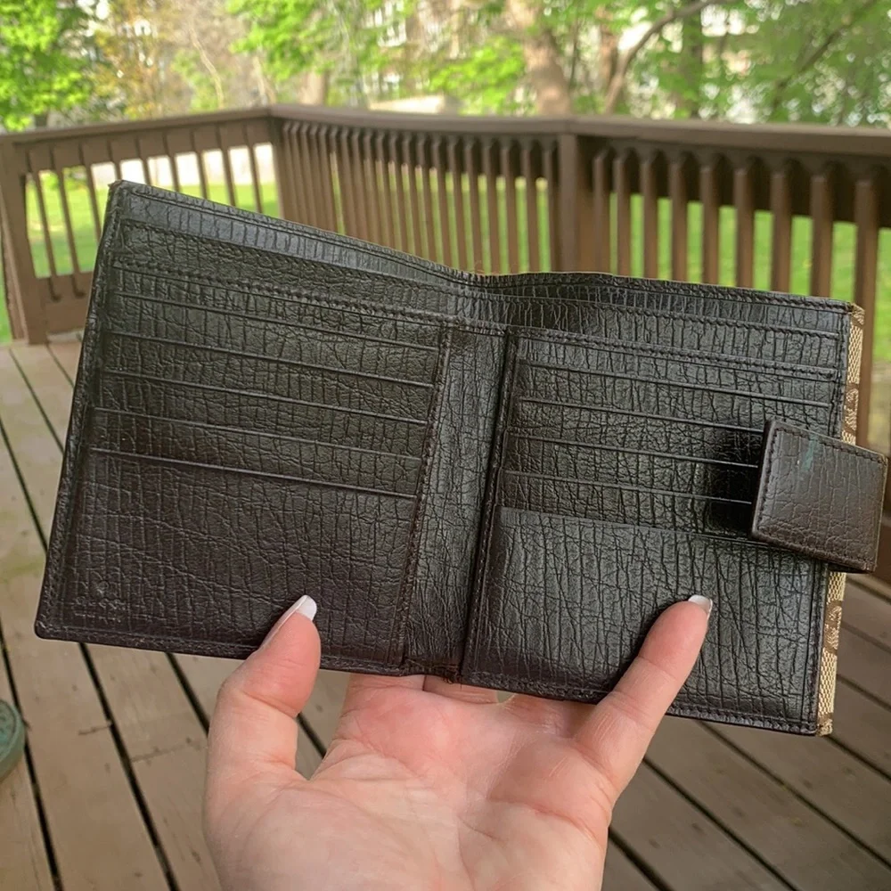 Authentic Gucci wallet_8